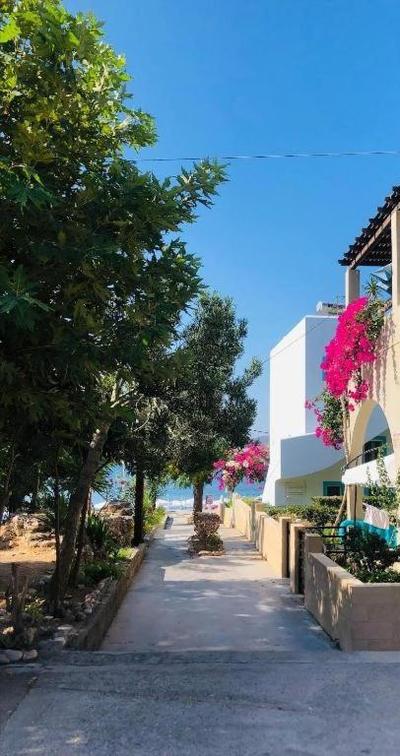 Haraki Memories Beach Studios