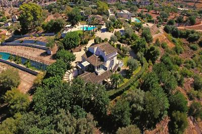 Villa Iris