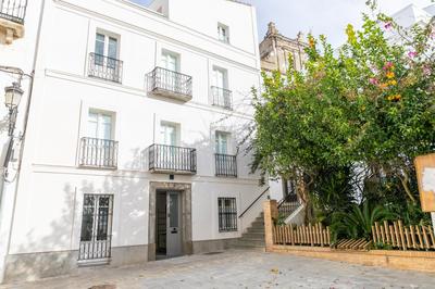 Casa Acua de Guzman | De diseño, Casco Hist.