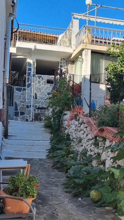 Charites: Terrace with Seaview - 100m to the beach