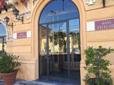 Hotel Excelsior