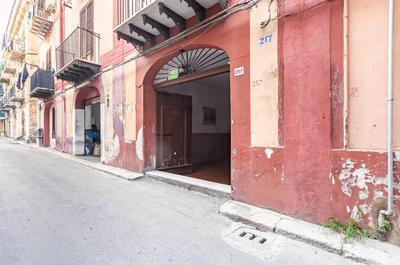 GuestHost - Palazzo dei Normanni & Ballarò Roomy Modern Apt x9