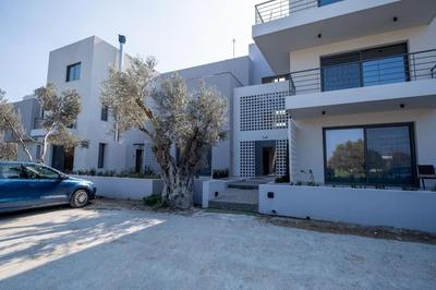 Arangia Maisonette (Neratzia)