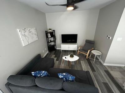 Premium 2-bed Condo Uptown Saint John Parking Coffee Location