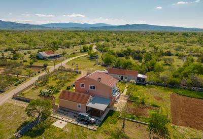Apartment Martin-nearby Krka National park