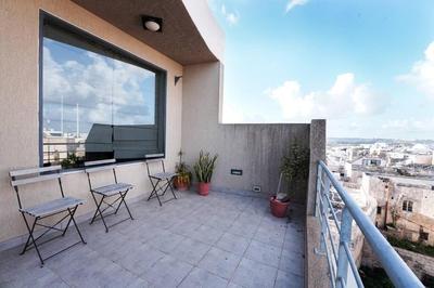 Lovely Penthouse in the City Center