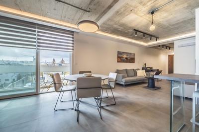 Brand new home close to all amenities. An exceptionally chic get-away!