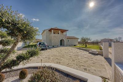 Villa Jurasi