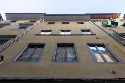La Bottega Di Botticelli by Halldis
