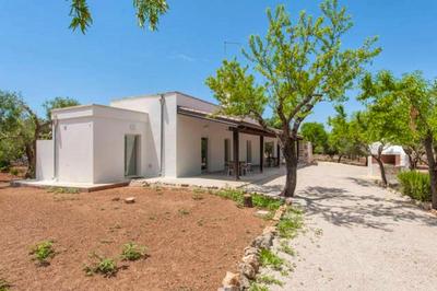 Welcoming Chalet in Nardo with Terrace and Bicycles Available