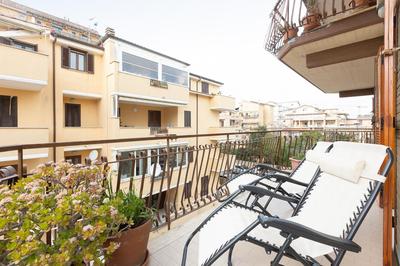 Casa Lu by Rental in Rome
