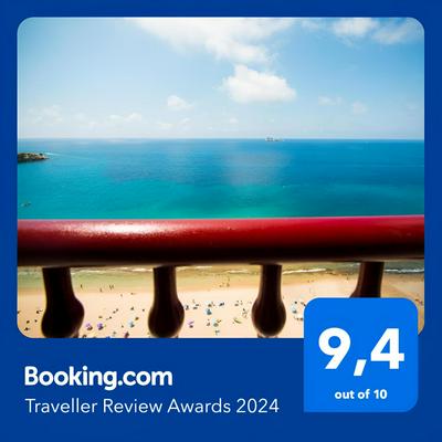 Las Damas Premium 23F Beach Front - Pool & Parking