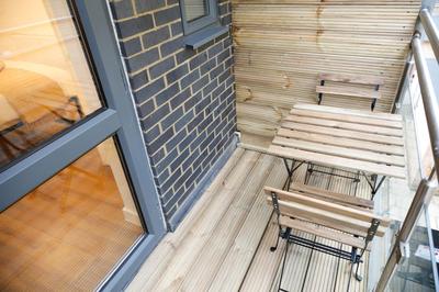 New Luxury Rooms in the Heart of London Next to Shops, Cafes, Bars & Metro with Shared Bathrooms