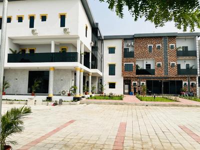 Valentino Swiss Hotel and Apartment