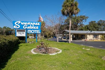 Suwannee Gables