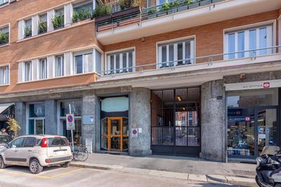 At Home - Turati/Porta Nuova Apartment