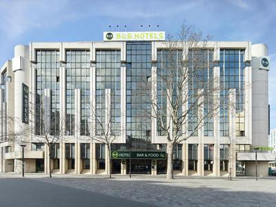 B&B HOTEL Paris 17 Batignolles