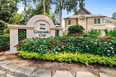 Colonnade Club 198