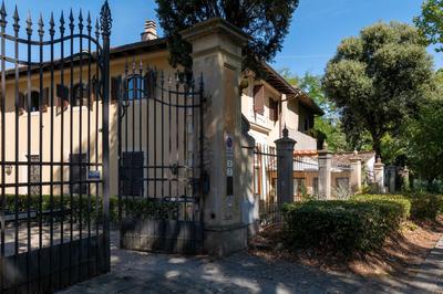 Machiavelli Apartment by Firenze Prestige