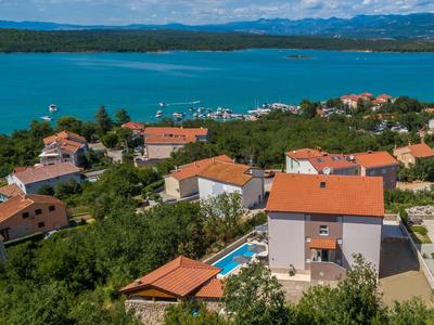 Villa CAPRI with heated pool and sea view on Krk island