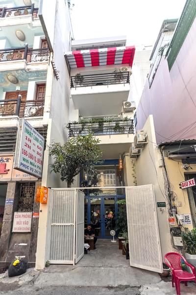 Funky Studios in Central Saigon by CIRCADIAN