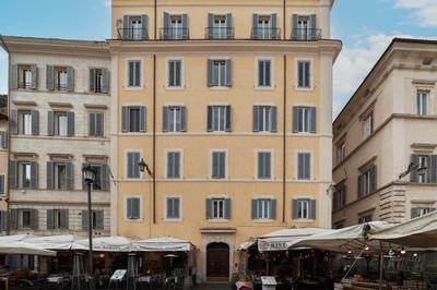GuestHost - Campo de Fiori Unique Apartment