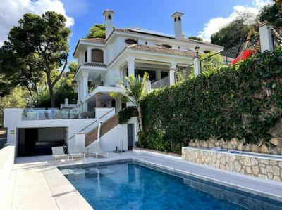 Villa privada con piscina en Málaga