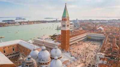 Venice Ivory room