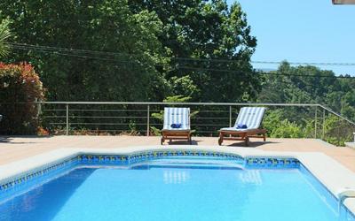 Exclusiva casa con piscina en Gondomar