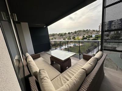 BM2J, moderno apartamento cerca del mar