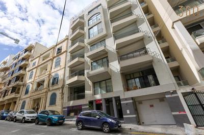 Stunning & Cosy 3BR home with views in Sliema by 360 Estates