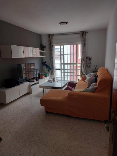 Beautiful 2-Bed Apartment next to Gibraltar