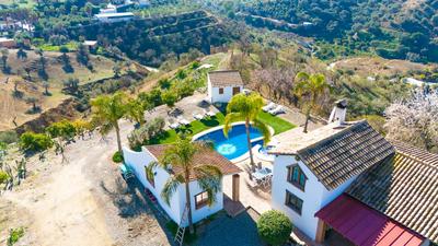 Finca el Cerro - Piscina y Jacuzzi