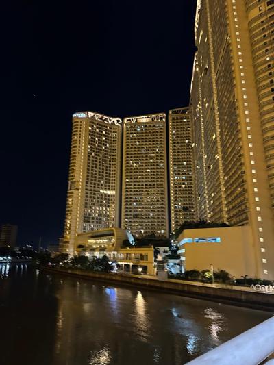 RJMR Acqua private residence