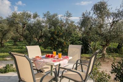 Andriana's 2-Bedroom countryside retreat