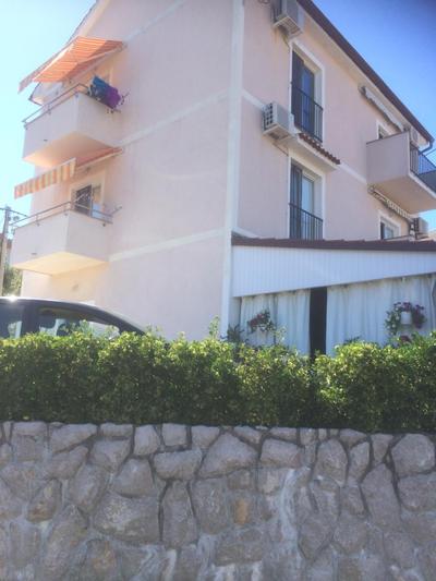 Botic Apartments
