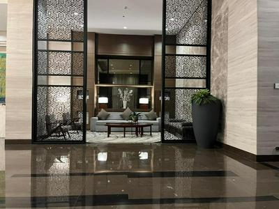 Bayfront Suite in Pasay, Manila Near NAIA Terminal, PICC, Star City, MOA and US Embassy - Pet-Friendly, Free Pool, Wi-Fi & Netflix