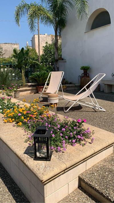 RELAX HOUSE