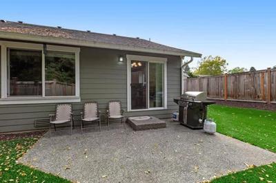 Pet Friendly and Spacious Valley View Family Home