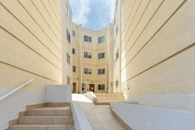 The Waves 2 Bedroom Apartment in Marsaxlokk