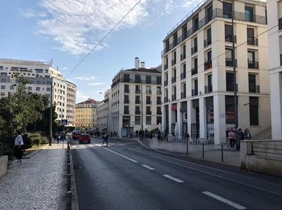 MM3 Modern Apt with Castle View in Baixa-Rossio! Free Parking