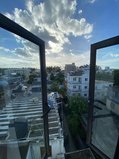 2 Bedroom Luxury Walk to the Beach APPT