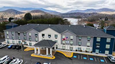 Holiday Inn Express Hotel & Suites Hiawassee by IHG