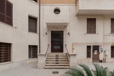 GuestHost - Piazza Bainsizza Elegant Apartment