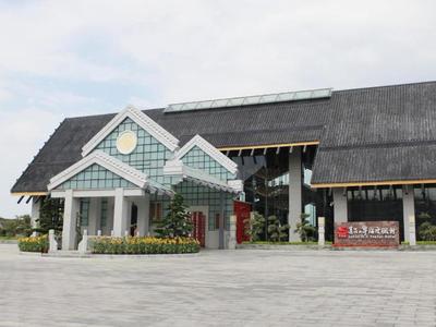Lotus Hill Yuehai Hotel