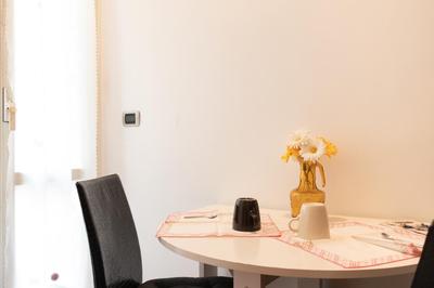 Iside residence