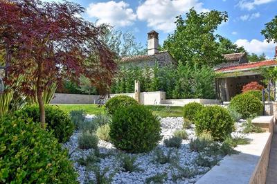 Villa Zita u Svicima for 10 people with jacuzzi & sauna in Central Istria