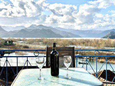 JG Sunny Balcony apartment Skadar Lake