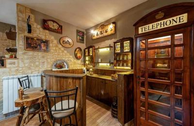 G&S Rustic House