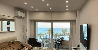 Comfortable studio in Marbella with sea views